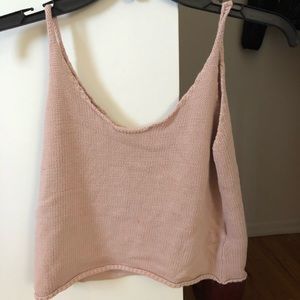 Nice knitted top pretty cropped